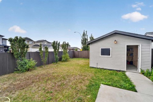 274 Mildred Dobbs Boulevard North, Lethbridge, AB - Outdoor