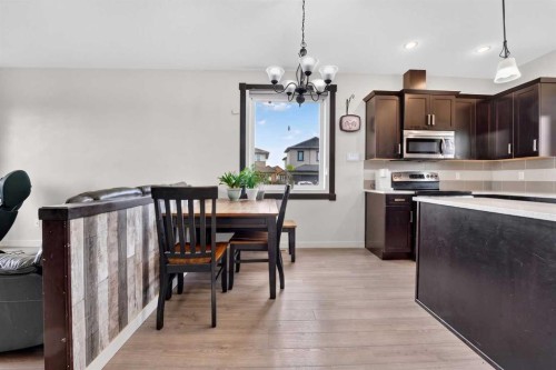 274 Mildred Dobbs Boulevard North, Lethbridge, AB - Indoor