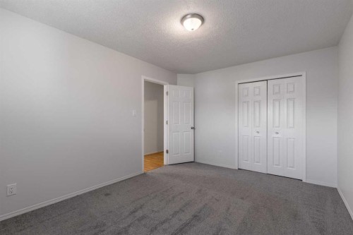 5105 2 Street, Coalhurst, AB - Indoor Photo Showing Other Room