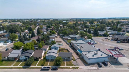 5105 2 Street, Coalhurst, AB - Outdoor With View