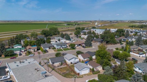 5105 2 Street, Coalhurst, AB - Outdoor With View