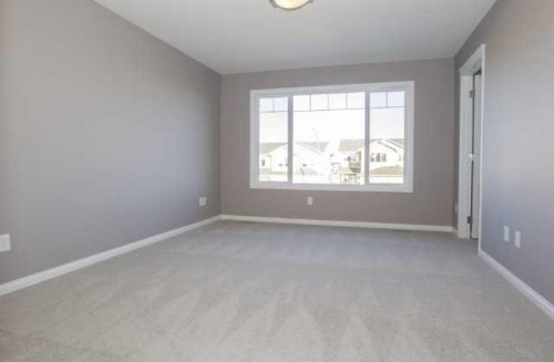 1548 Coalbanks Boulevard West, Lethbridge, AB - Indoor Photo Showing Other Room