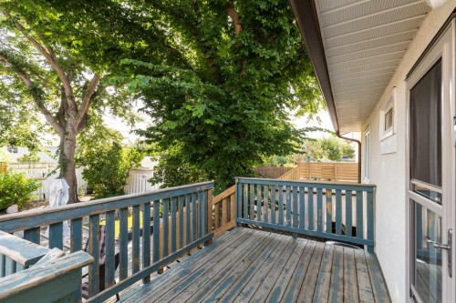 196 Mt Crandell Crescent West, Lethbridge, AB - Outdoor With Deck Patio Veranda With Exterior