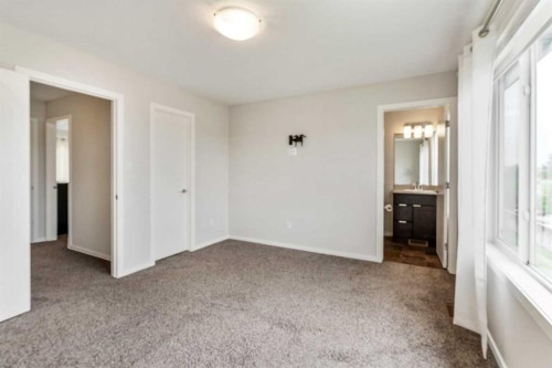 4-414 Highlands Boulevard West, Lethbridge, AB - Indoor Photo Showing Other Room