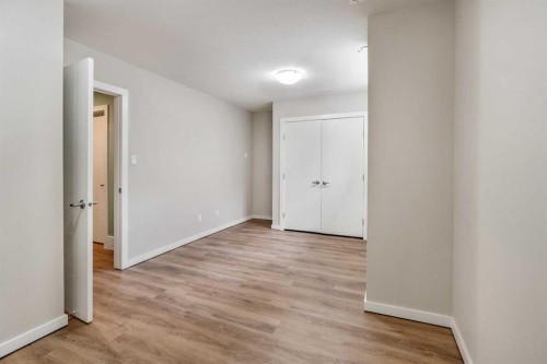 4-414 Highlands Boulevard West, Lethbridge, AB - Indoor Photo Showing Other Room