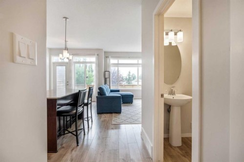 4-414 Highlands Boulevard West, Lethbridge, AB - Indoor