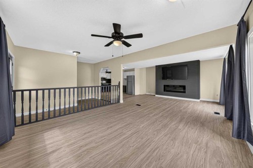 1230 84 Street, Coleman, AB - Indoor Photo Showing Other Room