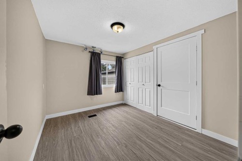1230 84 Street, Coleman, AB - Indoor Photo Showing Other Room
