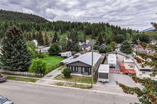 1230 84 Street, Coleman, AB - Outdoor