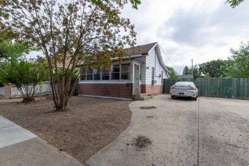 329 12 Street North, Lethbridge, AB - Outdoor