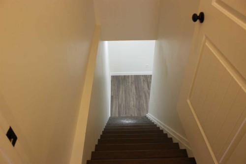 518 Maple Crescent, Picture Butte, AB - Indoor Photo Showing Other Room