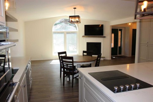 518 Maple Crescent, Picture Butte, AB - Indoor