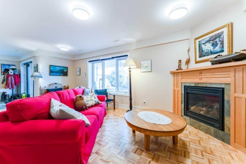 416 7 Avenue Ne, Milk River, AB - Indoor Photo Showing Living Room With Fireplace