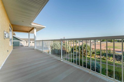 416 7 Avenue Ne, Milk River, AB - Outdoor With Exterior