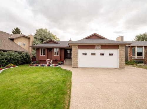 123 Fairway Drive  Coaldale, AB T1M 1H1