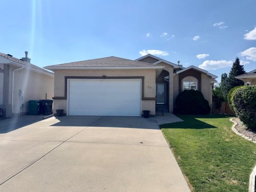 30 Fairmont Garden Road SOUTH Lethbridge, AB T1K 7L2