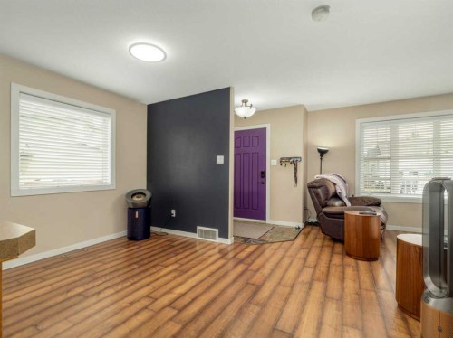 486 Mary Cameron Crescent North, Lethbridge, AB - Indoor