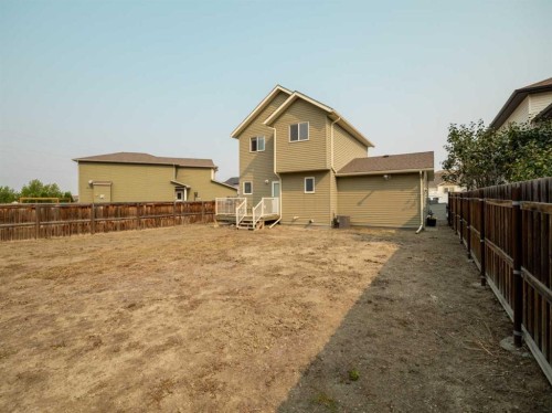 486 Mary Cameron Crescent North, Lethbridge, AB - Outdoor With Exterior