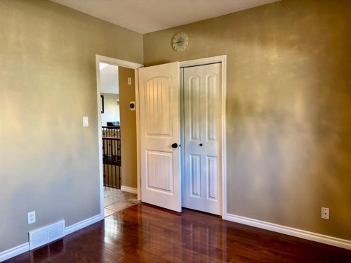 314 Coulee Springs Terrace South, Lethbridge, AB - Indoor Photo Showing Other Room