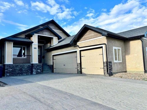 314 Coulee Springs Terrace South, Lethbridge, AB - Outdoor