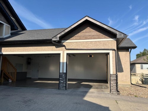 314 Coulee Springs Terrace South, Lethbridge, AB - Outdoor With Exterior