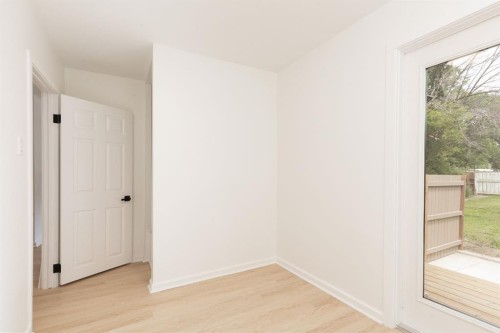 1803 5A Avenue North, Lethbridge, AB - Indoor Photo Showing Other Room