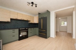 1803 5A Avenue NORTHLethbridge, AB T1H 0R2