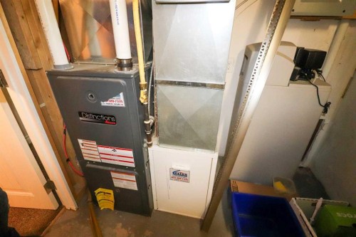 71 Laval Boulevard West, Lethbridge, AB - Indoor Photo Showing Basement