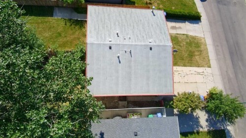 71 Laval Boulevard West, Lethbridge, AB - Outdoor