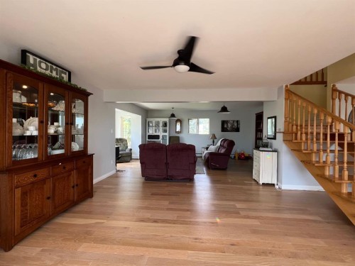 85026 Range Road 194, Rural Lethbridge County, AB - Indoor