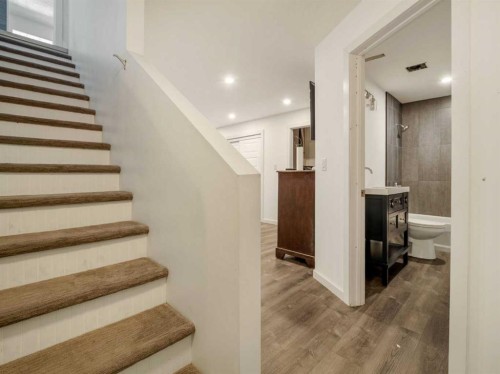 2244 18 Avenue, Coaldale, AB - Indoor Photo Showing Other Room