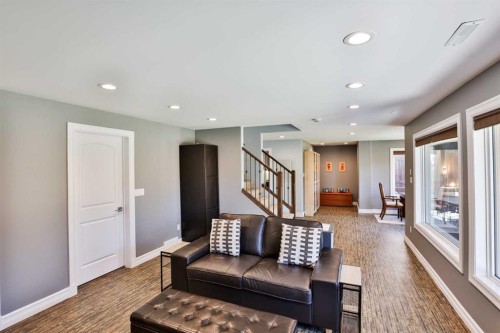19 Canyoncrest Court West, Lethbridge, AB - Indoor