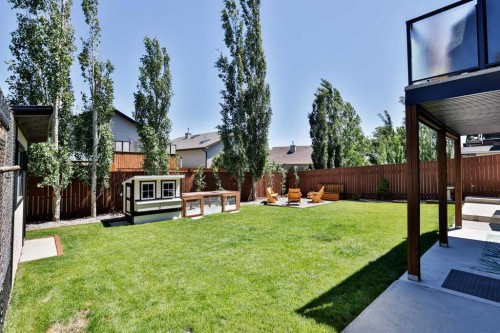 19 Canyoncrest Court West, Lethbridge, AB - Outdoor With Backyard