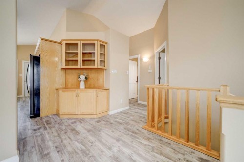 472 Heritage Boulevard West, Lethbridge, AB - Indoor Photo Showing Other Room