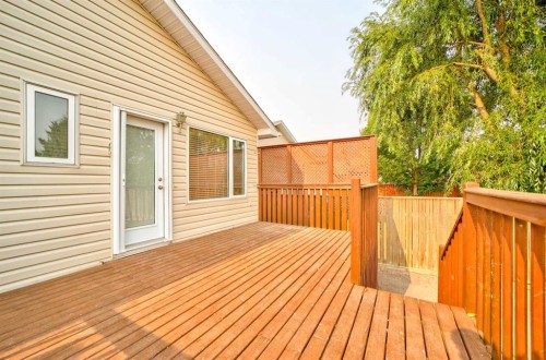 472 Heritage Boulevard West, Lethbridge, AB - Outdoor With Deck Patio Veranda With Exterior