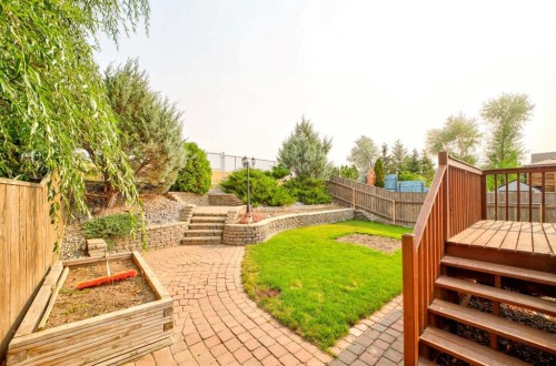 472 Heritage Boulevard West, Lethbridge, AB - Outdoor With Deck Patio Veranda