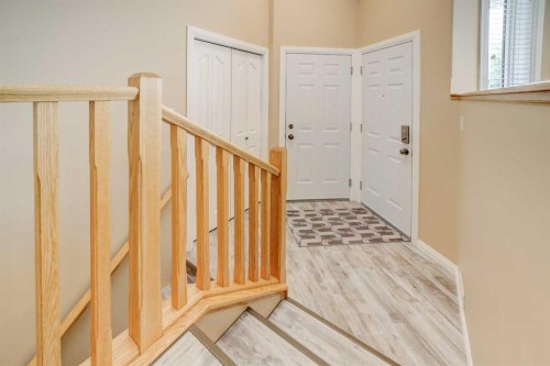 472 Heritage Boulevard West, Lethbridge, AB - Indoor Photo Showing Other Room
