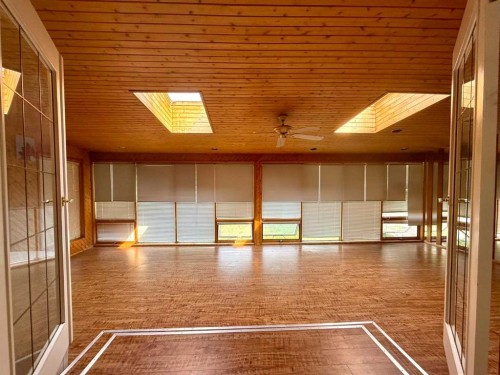 159 Laval Boulevard West, Lethbridge, AB - Indoor Photo Showing Other Room