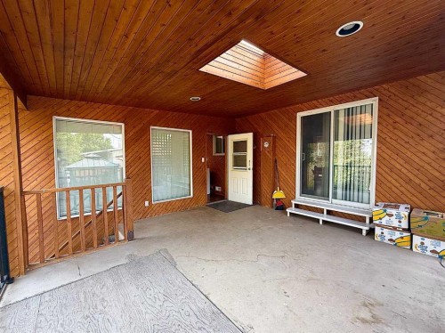 159 Laval Boulevard West, Lethbridge, AB - Outdoor With Exterior