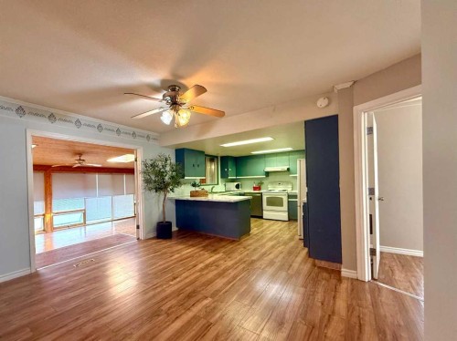 159 Laval Boulevard West, Lethbridge, AB - Indoor