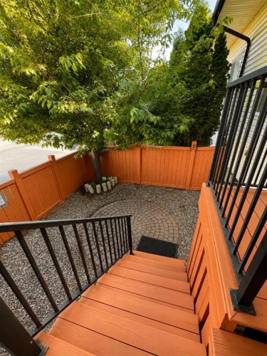 89 Lynx Road North, Lethbridge, AB - Outdoor With Deck Patio Veranda