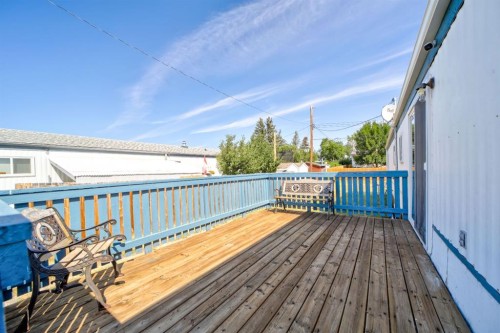 325 Minto Street, Granum, AB - Outdoor With Deck Patio Veranda
