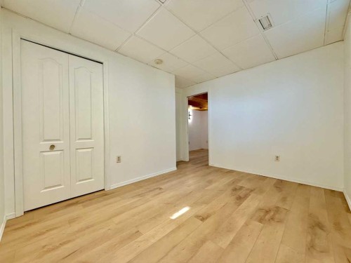 47 Princeton Crescent, Lethbridge, AB - Indoor Photo Showing Other Room