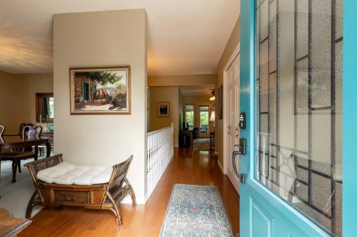 105 Kings Bay South, Lethbridge, AB - Indoor