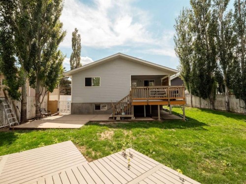 204 Mt Rundle Road West, Lethbridge, AB - Outdoor With Deck Patio Veranda