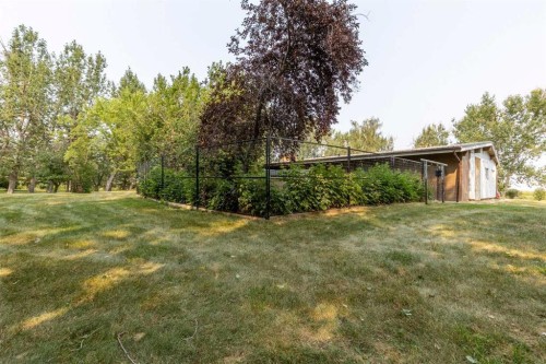 54032 Rr 20-2, Raymond, AB - Outdoor