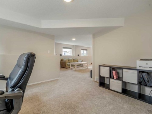 95 Heritage Point West, Lethbridge, AB - Indoor