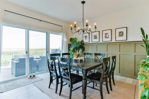 1222 Pacific Circle West, Lethbridge, AB - Indoor Photo Showing Dining Room