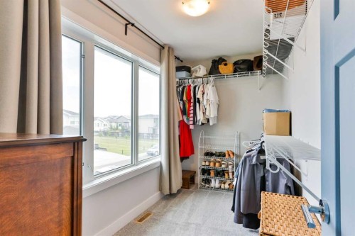 1222 Pacific Circle West, Lethbridge, AB - Indoor With Storage