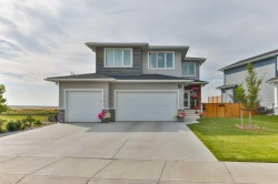 1222 Pacific Circle WESTLethbridge, AB T1J 5V4